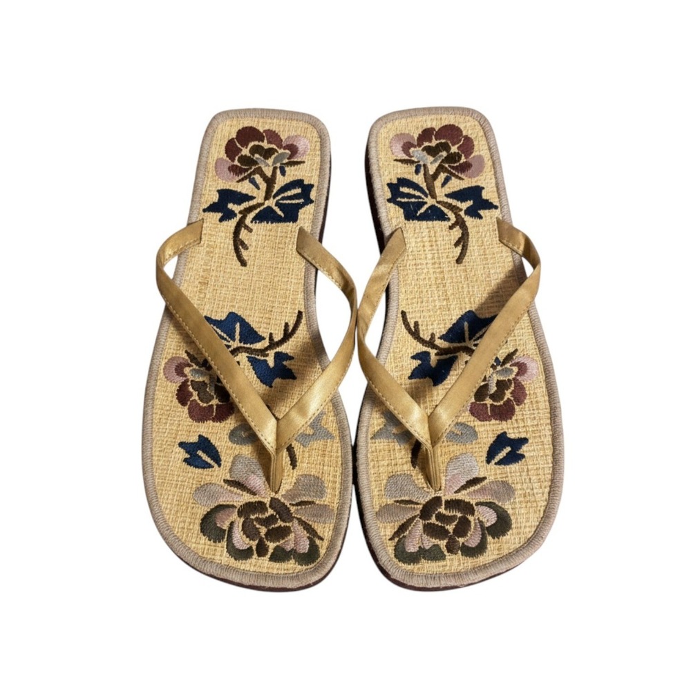 Vintage Y2K Floral Embroidered Straw Wedge Flip Flops Sandals 6 Tan Boho Thong